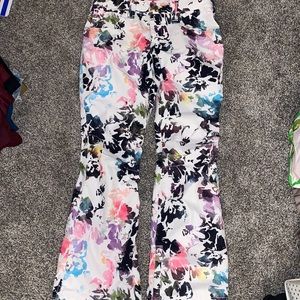 the cutest ski/snowboard pants . size medium